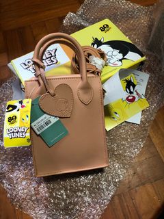 （分類：）位於 。 由 Nan084 提交（商品編號 1238075951，圖片 1）。簡介： 。