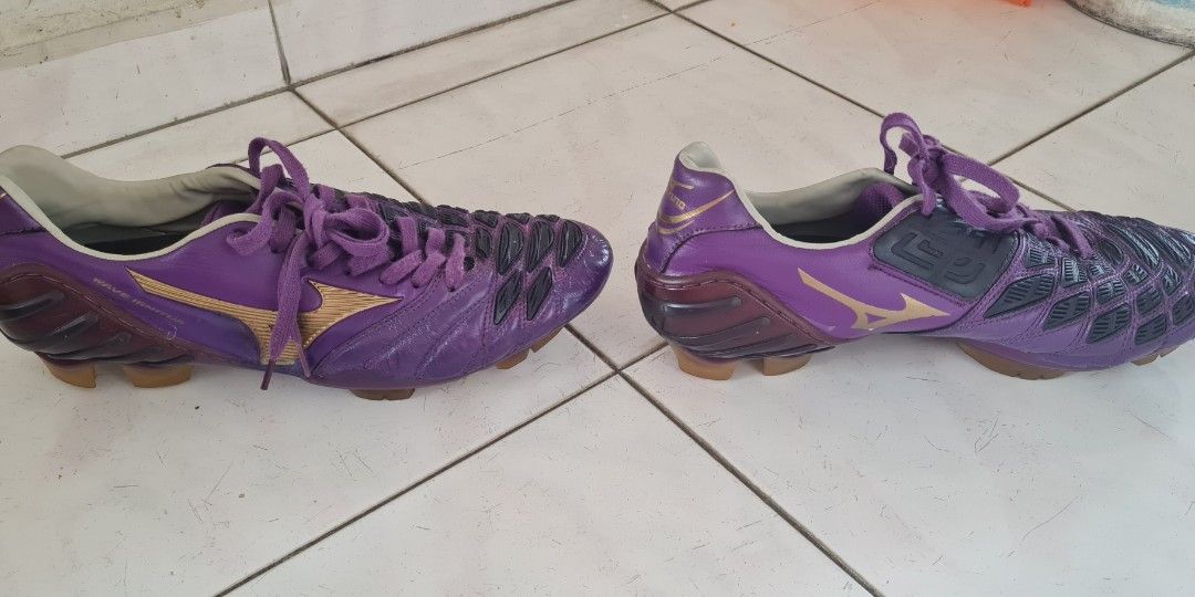 Mizuno wave on sale ignitus astro