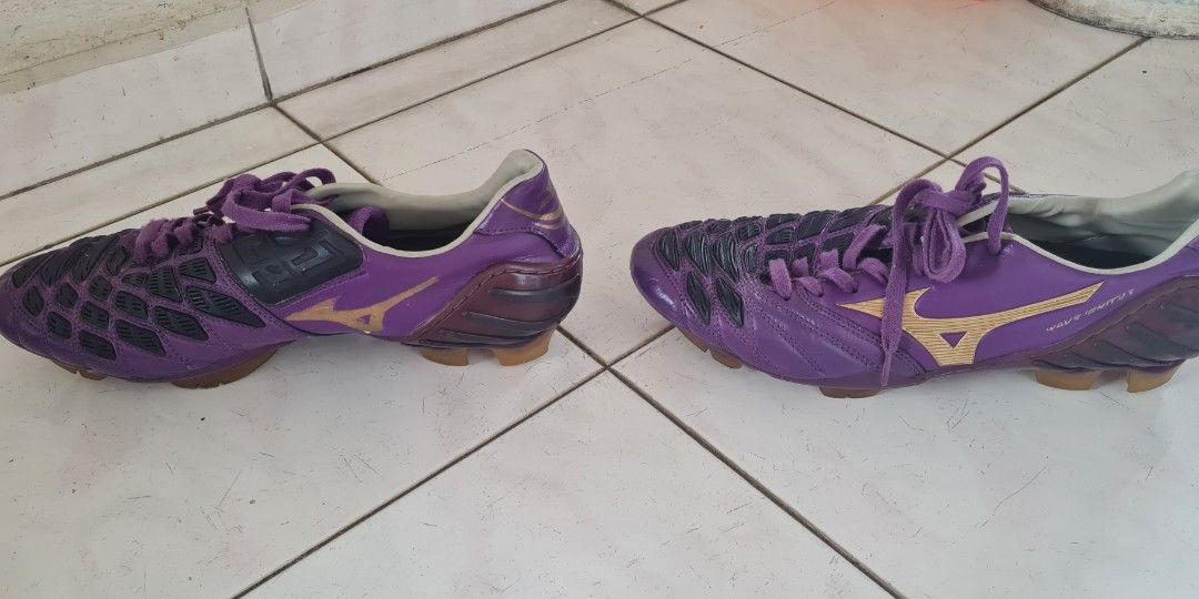 Mizuno ignitus astro new arrivals