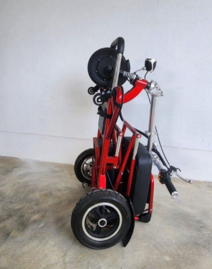 Folding electric tricycle scooter outlet $199.99