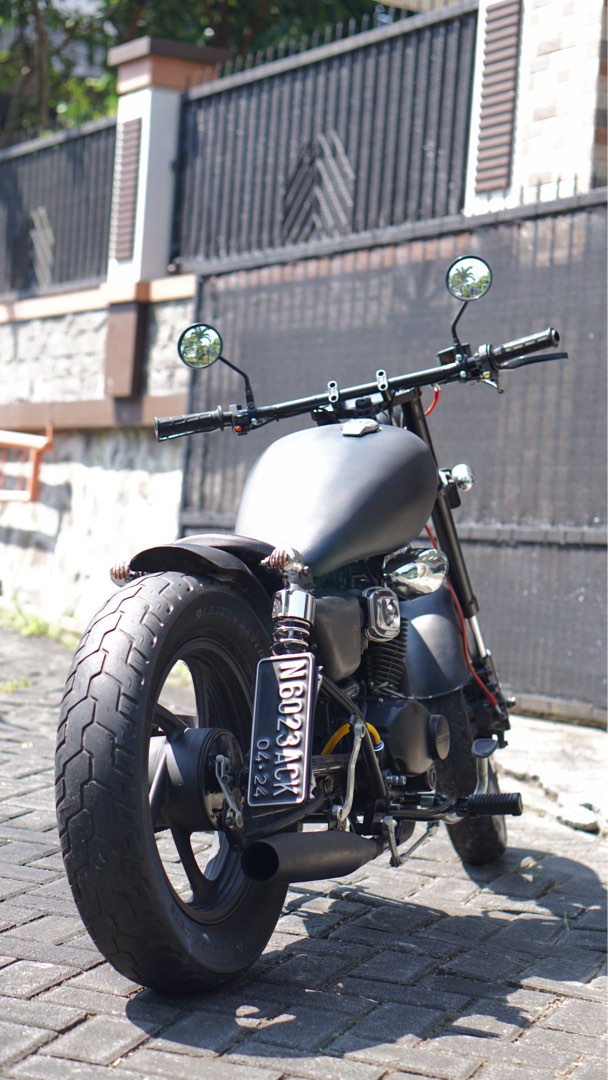 Motor custom shop bobber