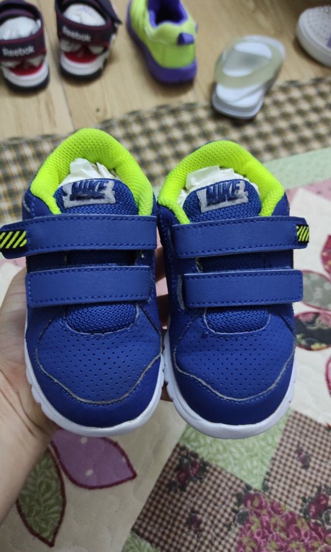 NIKE 12CM Babies Kids Babies Kids Fashion on Carousell