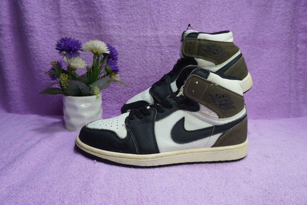 Nike Air Jordan 1 High Dark Mocha 555088-105 Size 43 Insole 27.5