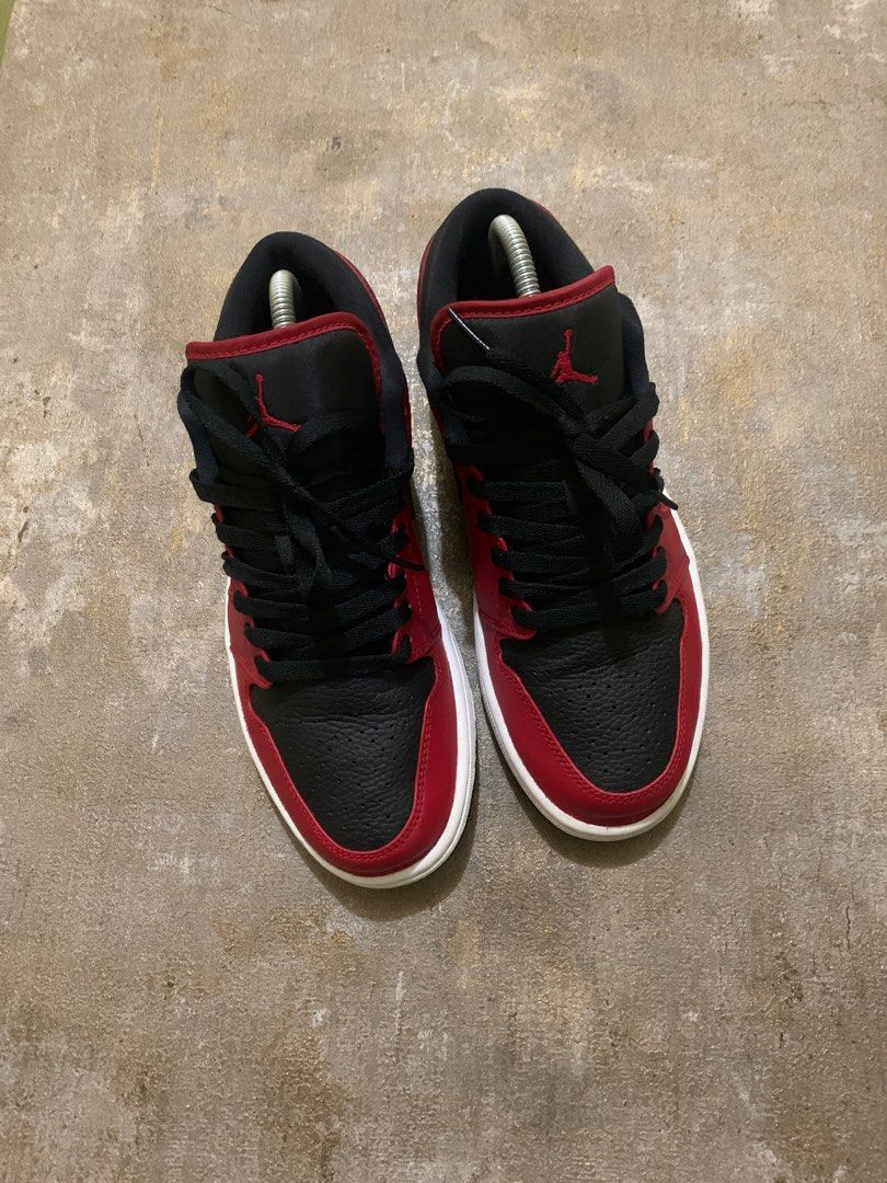 Nike air jordan 1 low reverse bred pebbled swoosh on Carousell