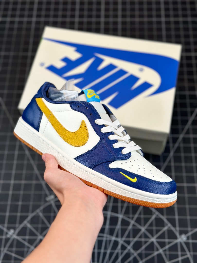 Nike Air Jordan 1 Retro Low OG PE