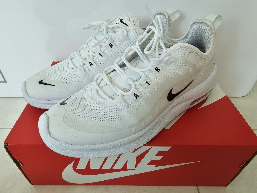 White air max axis outlet
