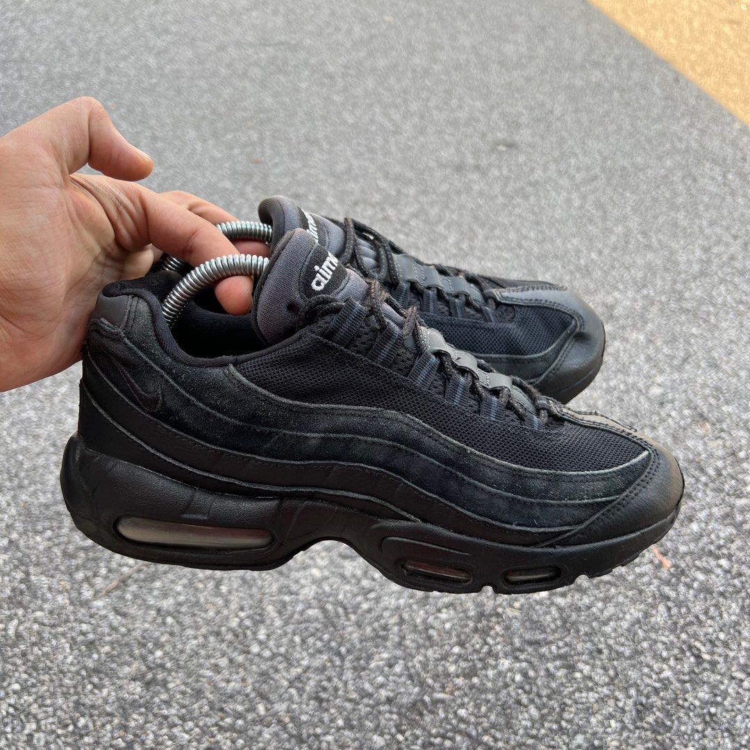 All black 95s shop mens