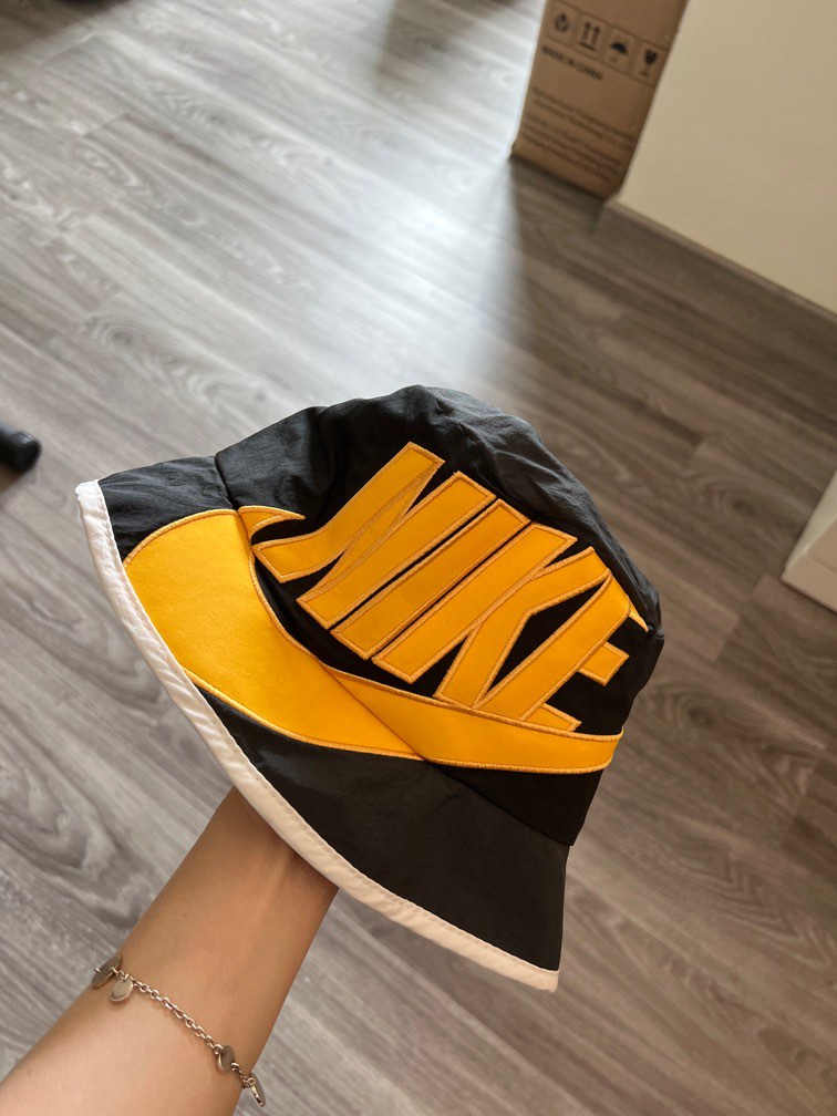 Yellow nike hotsell bucket hat