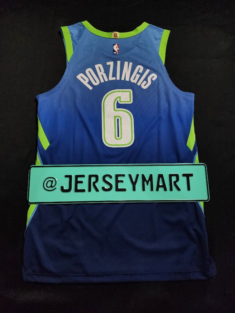 Kristaps Porzingis Dallas Mavericks Nike Swingman Jersey - Blue - Icon  Edition