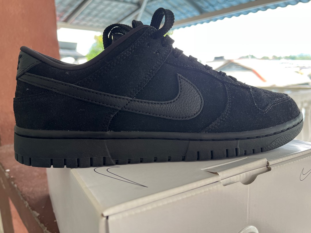triple black dunk low