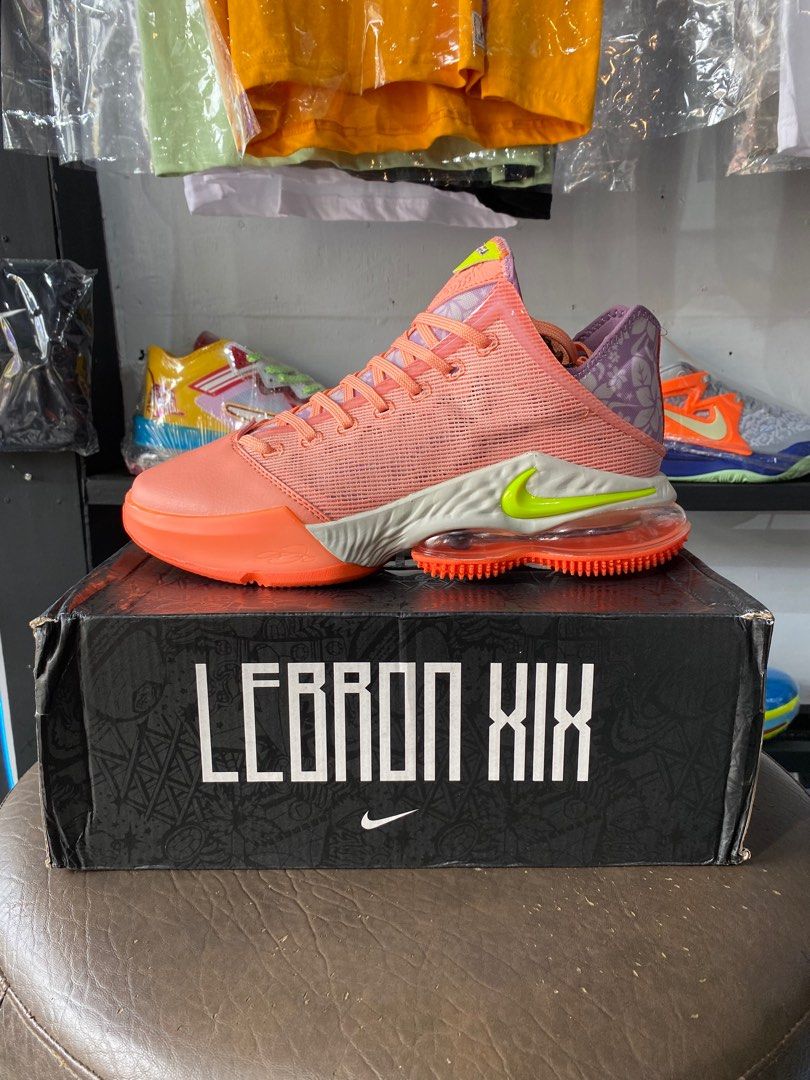 Lebron low hotsell basketball shoes