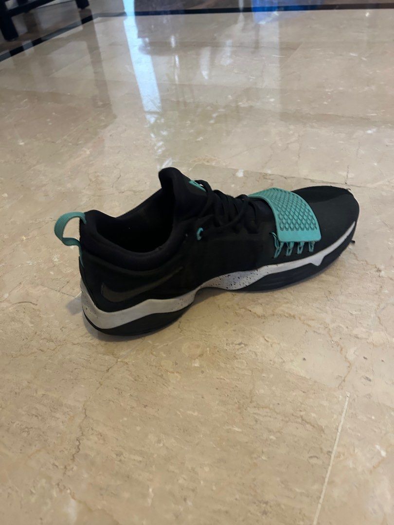 Mens basketball shoes hot sale near me