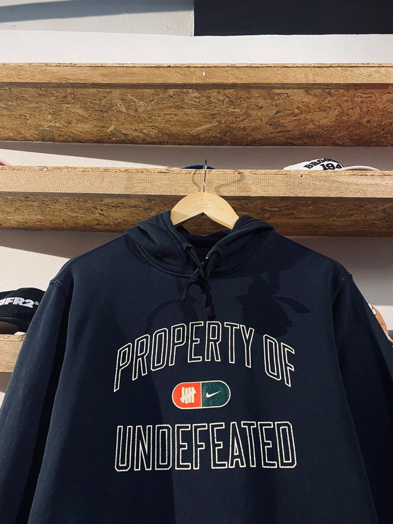 Nike x undefeated on sale hoodie