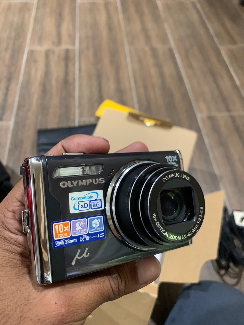 Olympus u9000, Photography, Cameras on Carousell