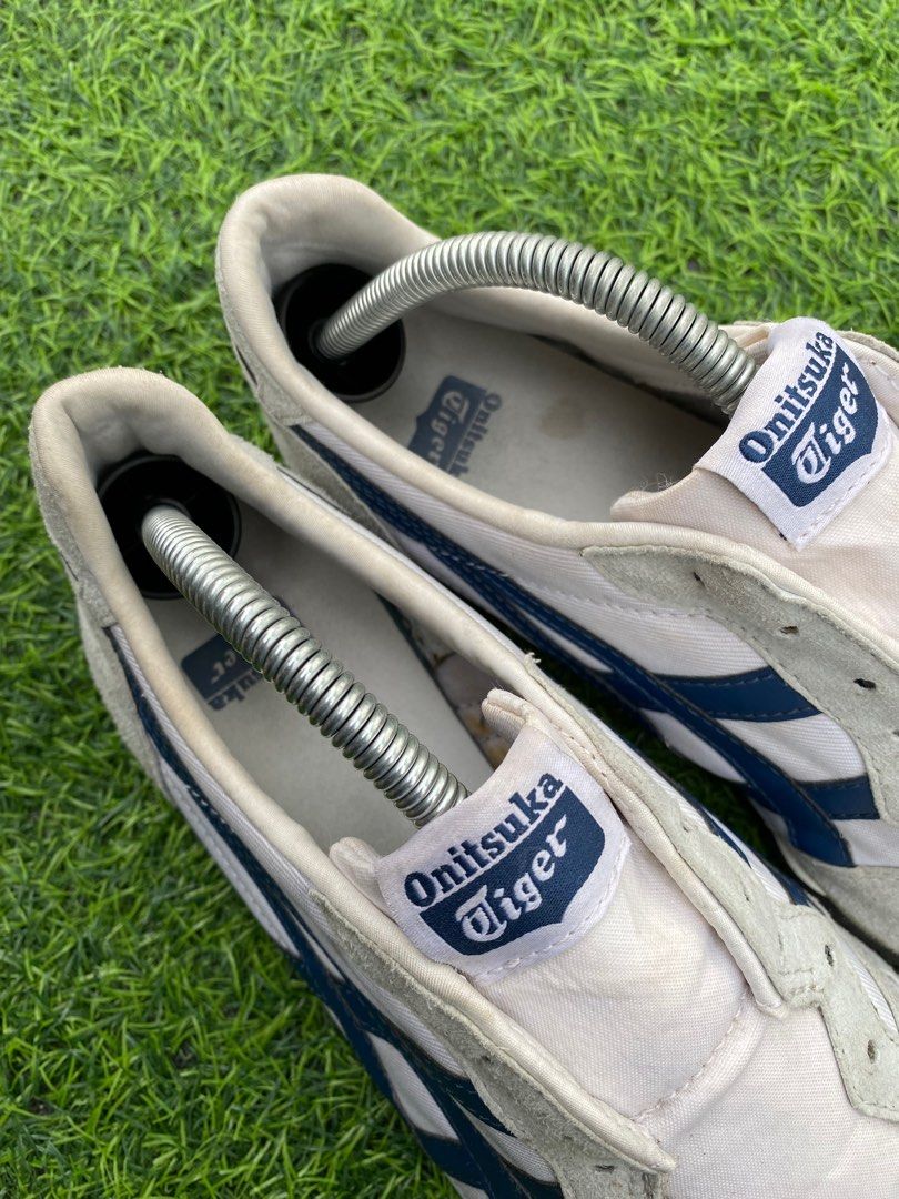 onitsuka serrano slip on