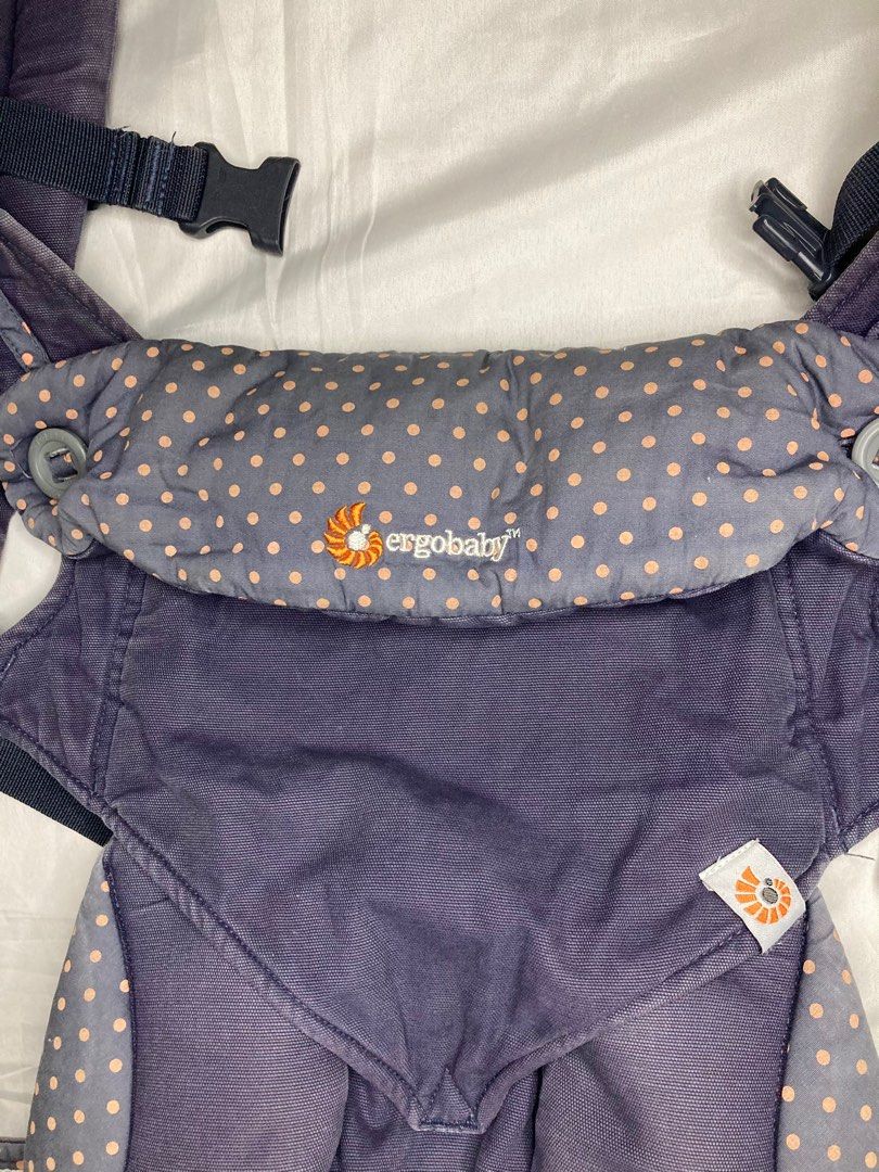Original store ergobaby positions