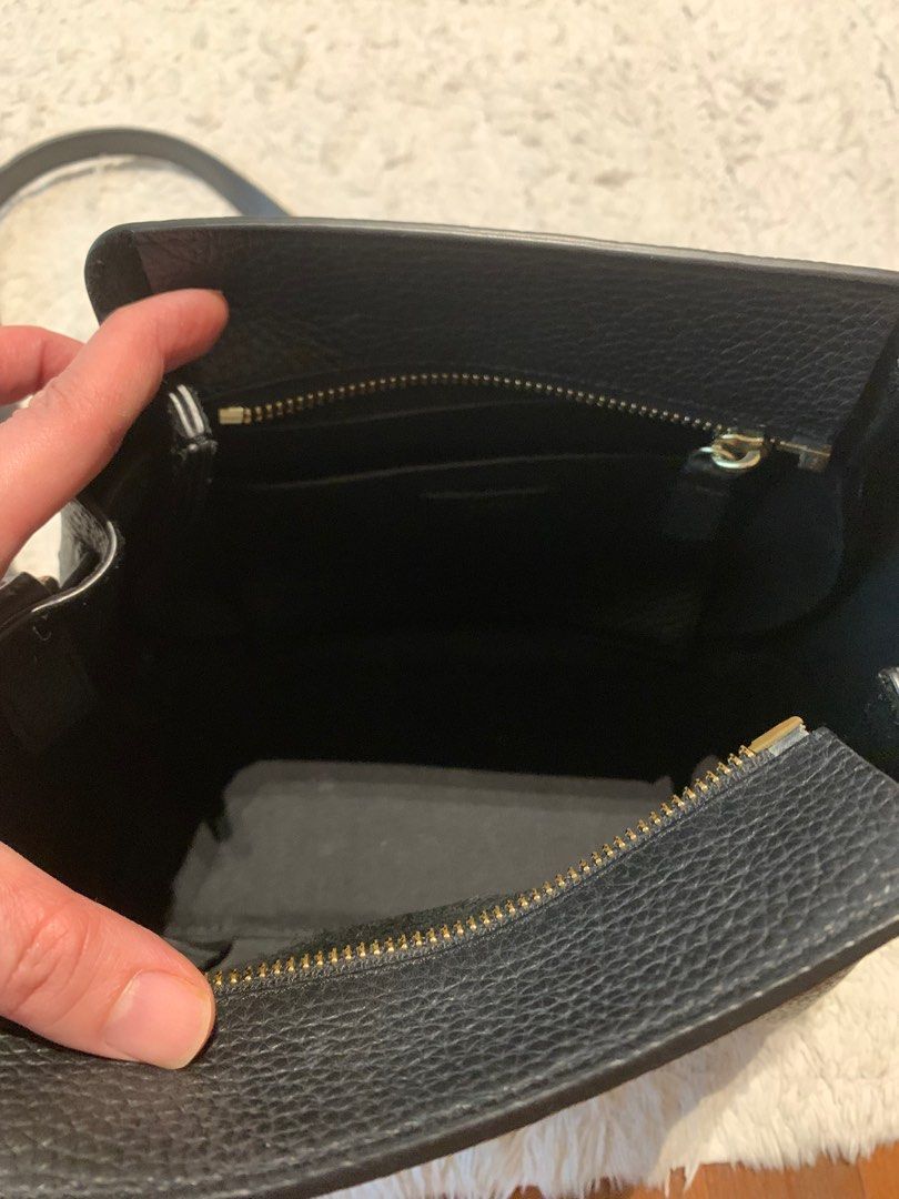 Oroton avalon bucket bag new arrivals