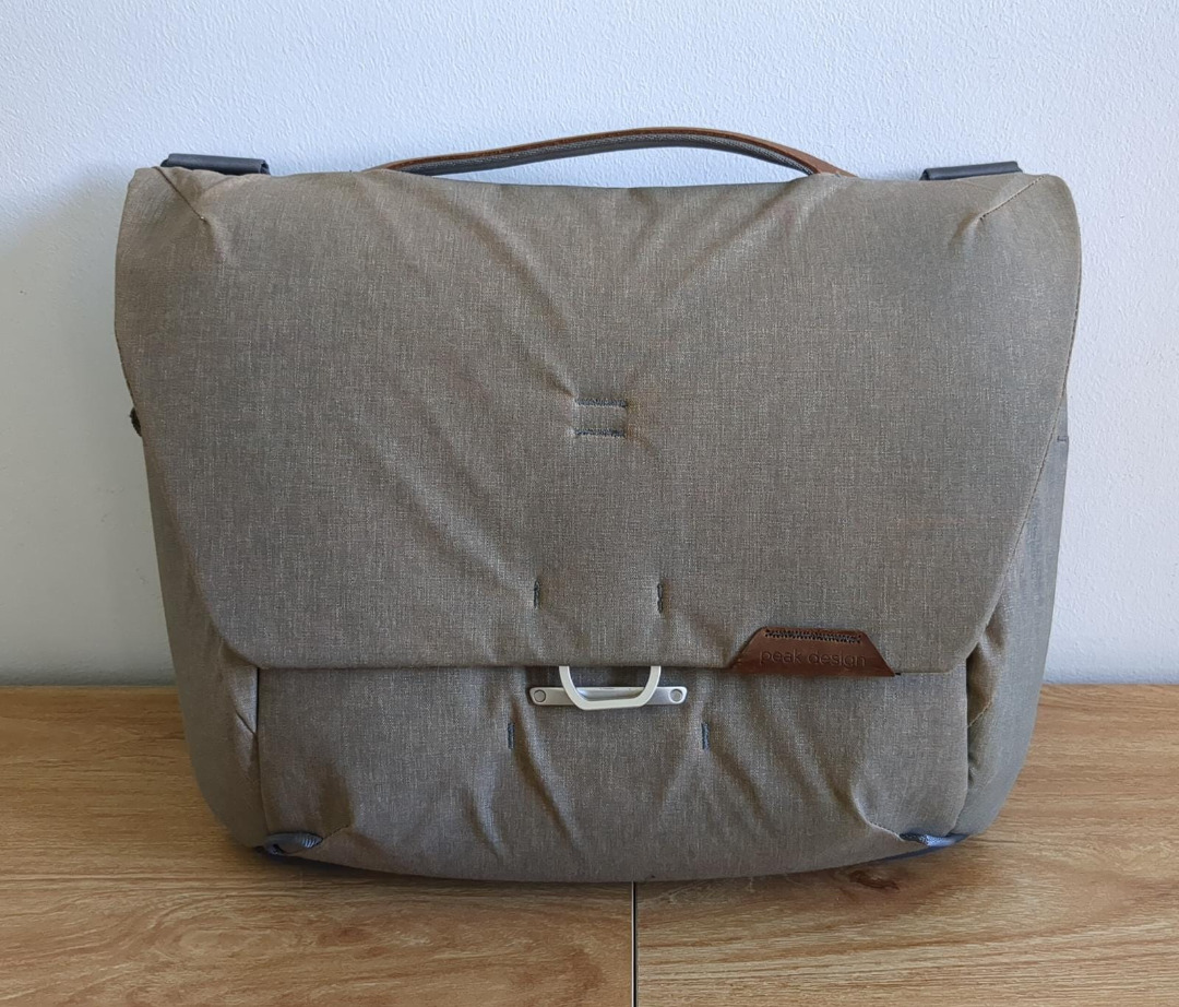 Peak Design Everyday Messenger Bag V2 13L Ash Grey, Photography