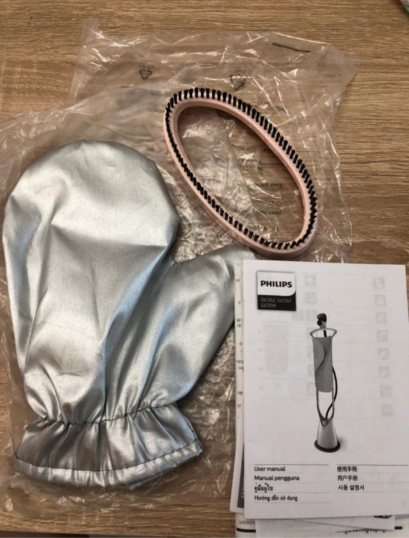 Philips comfort touch garment steamer GC552/46 w Style board, 1800W & 3 steam settings, TV