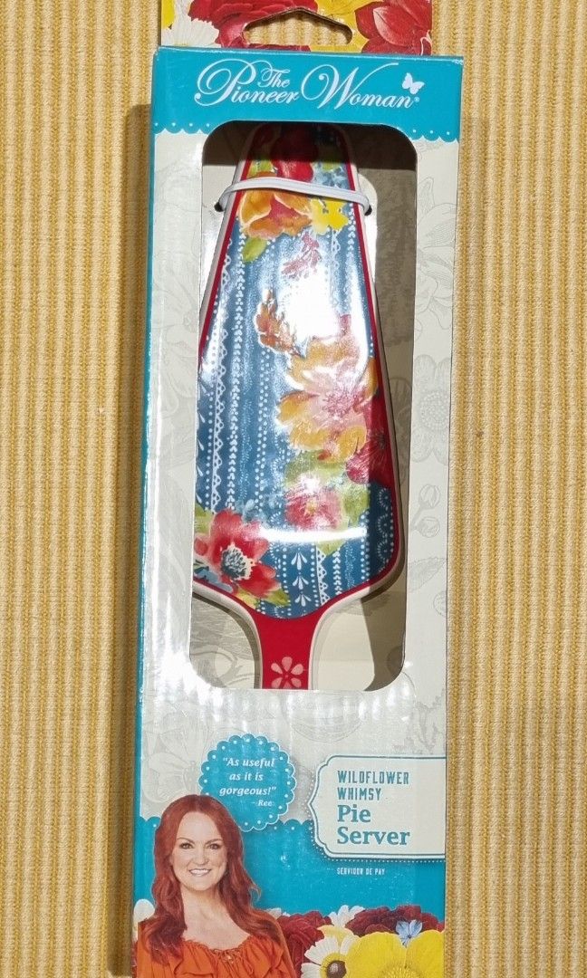 Pioneer Woman Pie Server (Category: Bakeware) located in Quezon City. Submitted by stopshopandbemerry (Listing ID 1238103795, Image 1). Description: Brand new Wildflower Whimsy Pie Server Stoneware Dishwasher safe.