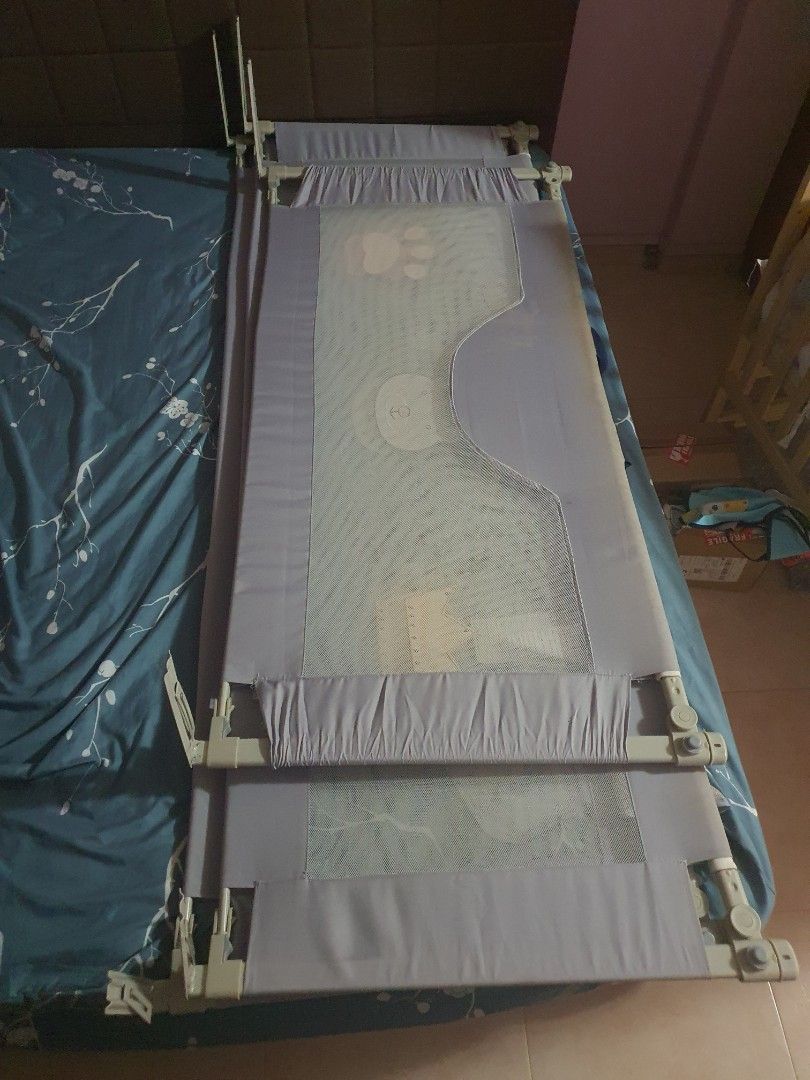 Queen Size bed baby fence, Babies & Kids, Baby Nursery & Kids Furniture, Safety Gates, Locks