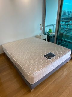 (Category: ) located in . Submitted by hellehello (Listing ID 1238239688, Image 1). Description: .