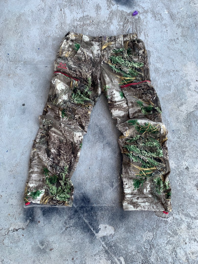 REALTREE CARGO PANTS on Carousell