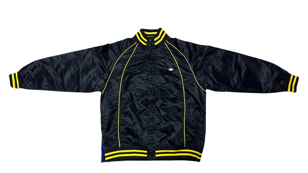 Black and deals gold jordan jacket