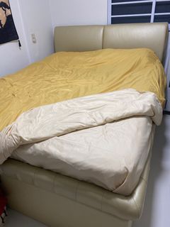 (Category: ) located in . Submitted by londonbugs (Listing ID 1238205148, Image 1). Description: .