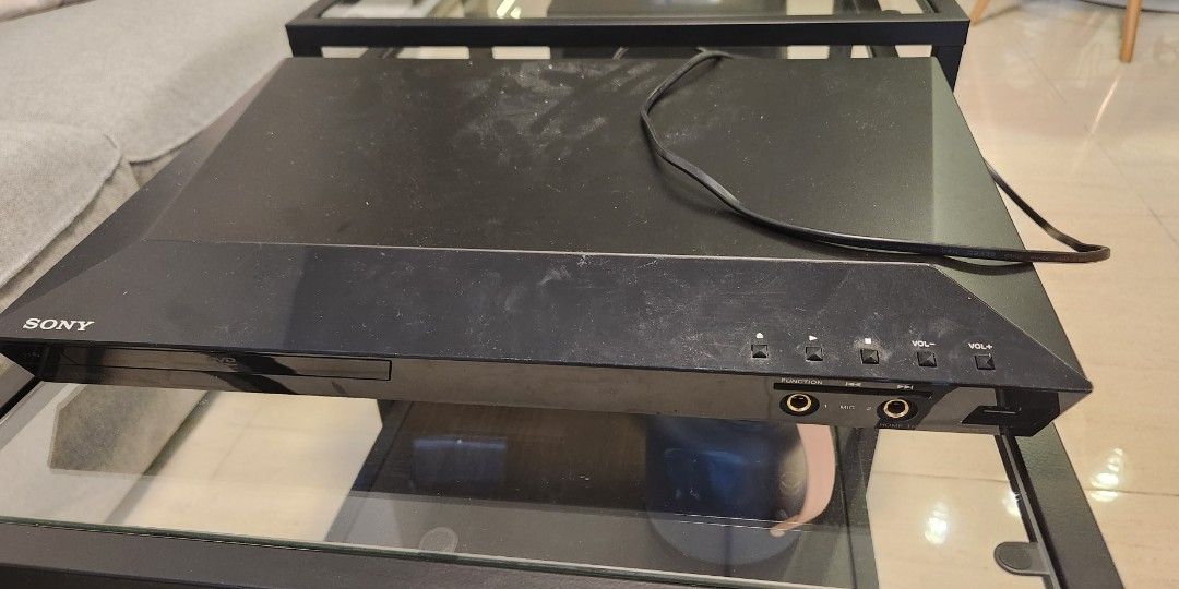 Sony DAVDZ650 DVD Home Theatre System (Black), TV & Home Appliances