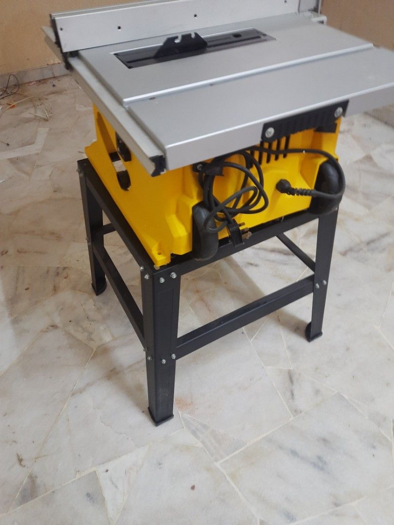 Stanley Table Saw, TV & Home Appliances, Other Home Appliances on Carousell