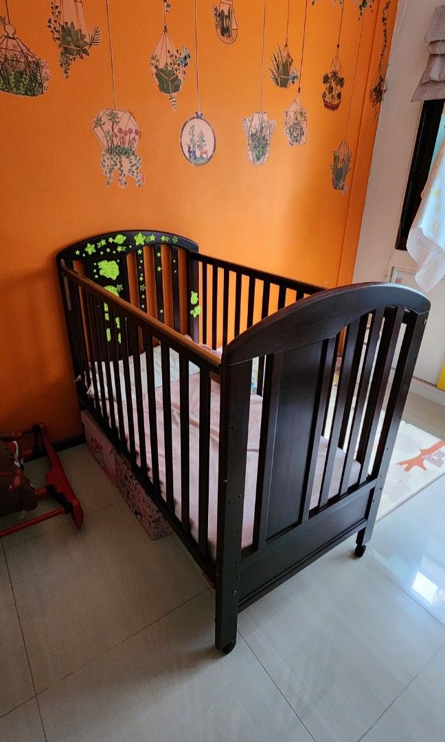 Baby cots in deals damro price