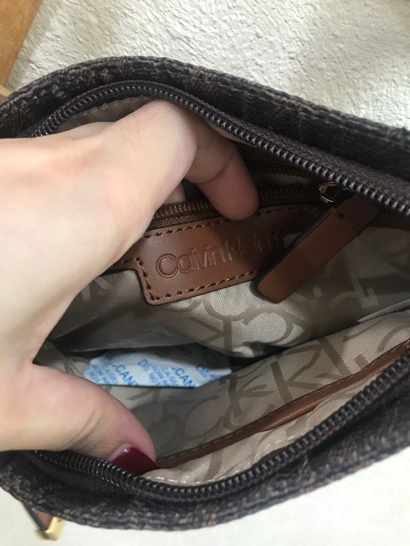 Calvin klein deals handbags canada sale