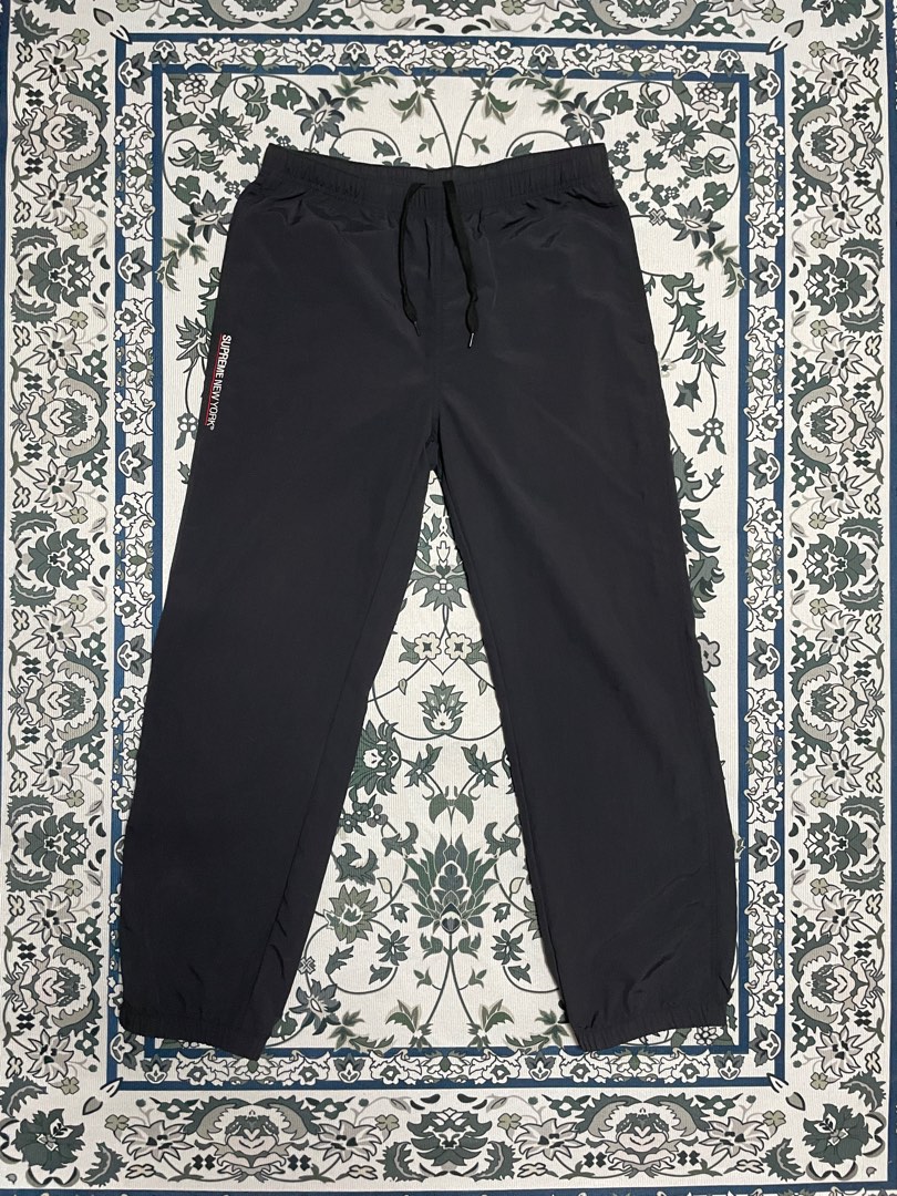 Supreme warm up pant FW22 black small size, 他的時尚, 褲子, 長褲在旋轉拍賣