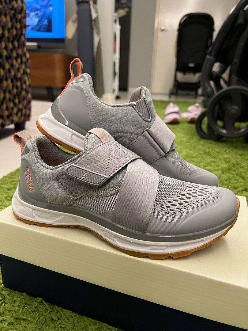 Used tiem sales shoes