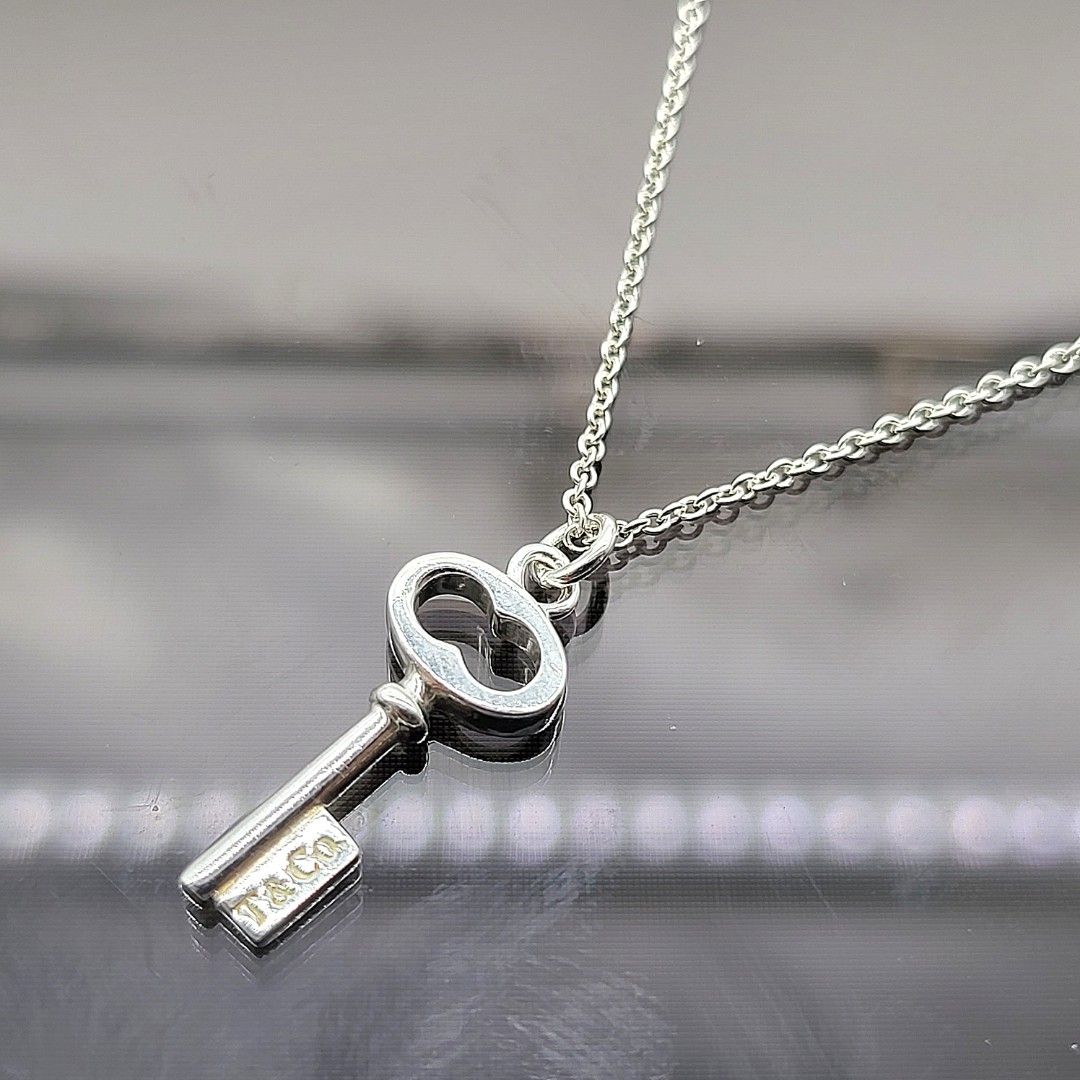 TIFFANY CO. Key Necklace