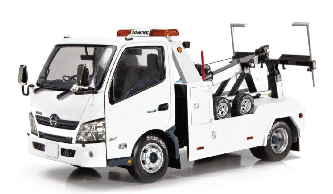 Tiny 1/18 Hino 300 Tow Truck, Hobbies & Toys, Toys & Games
