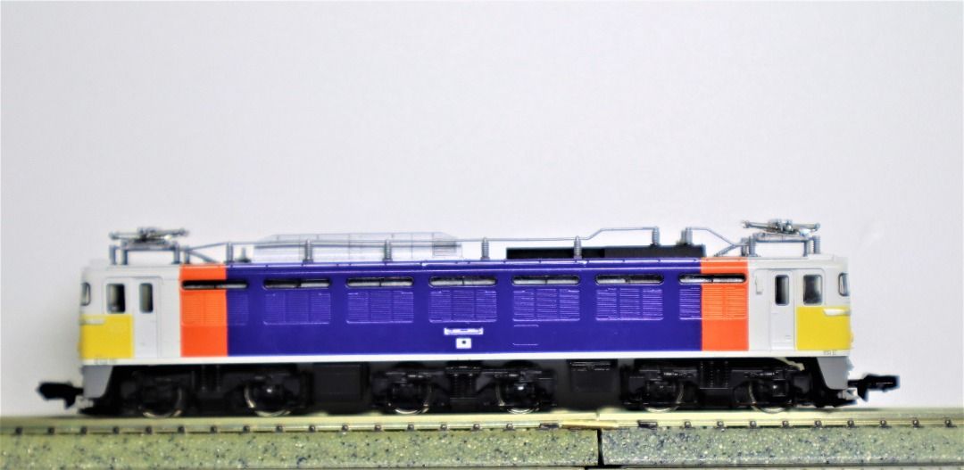 TOMIX 2141 JR EF81形電気機関車(寝台特急カシオペア), 書籍、休閒與
