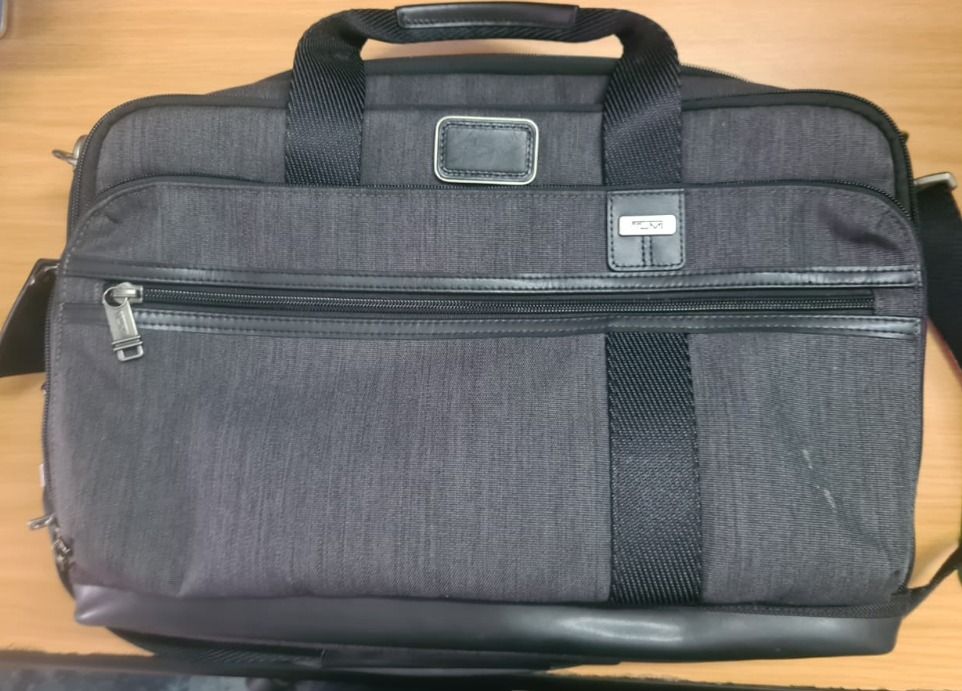 TUMI FREMONT Grayson Three Way Brief Charcoal