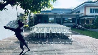 Unique Events Chairs for RENT!