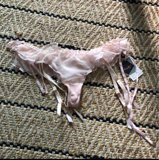 (Category: ) located in . Submitted by naughtypandaz (Listing ID 1238170390, Image 1). Description: .