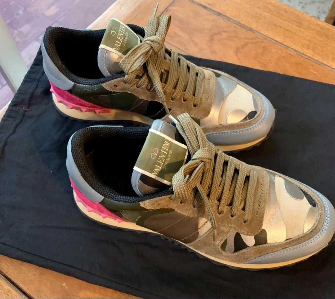 Valentino rock runners sales pink