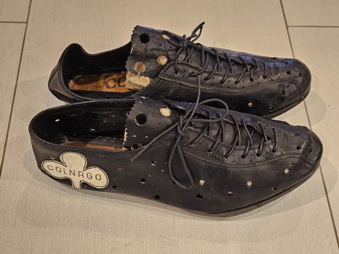 Vintage Colnago cycling shoes. (Category: Parts & Accessories) located in Singapore. Submitted by kairei (Listing ID 1238100861, Image 2). Description: vintage Colnago cycling shoes. Collector's item. Good vintage condition. size EU40 (UK6-6.5 / US 7-7.5). pick up at Bukit Timah Community Club. low baller not entertain..