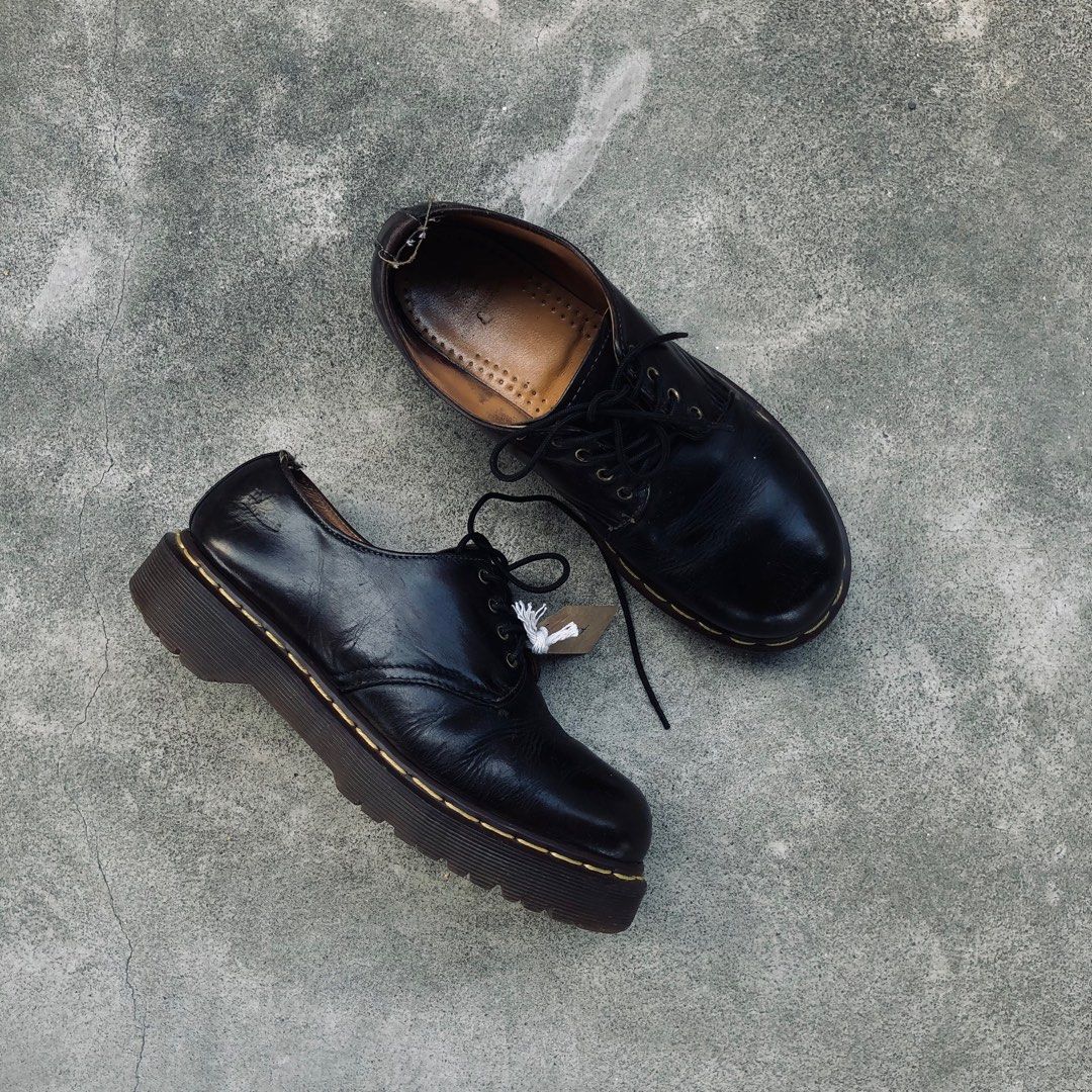 Doc martens black low cut online