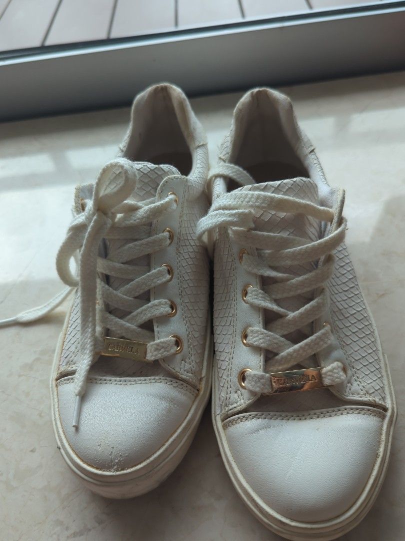 White and sale gray tennis shoes