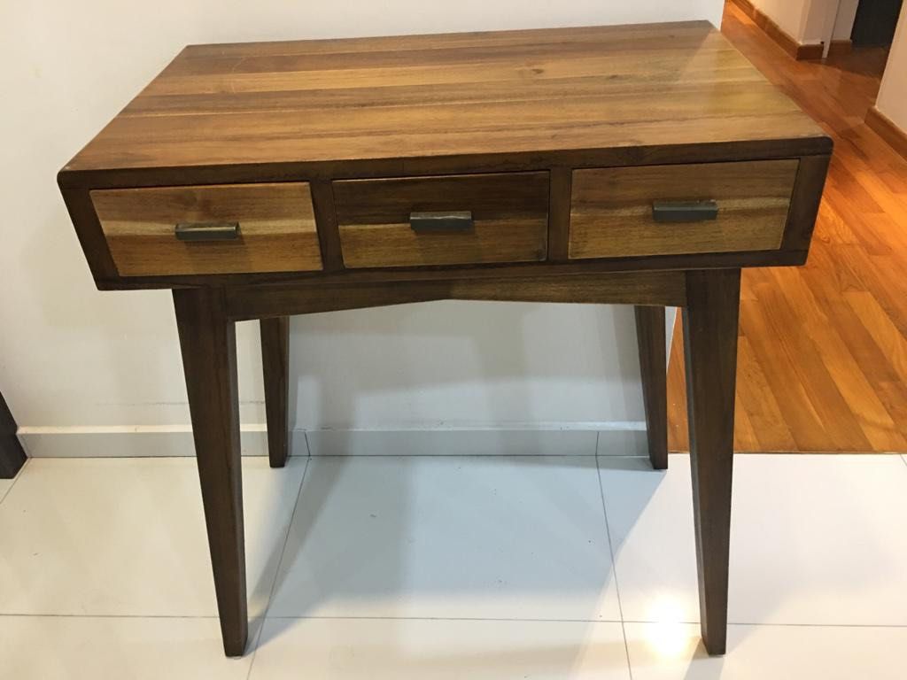 Hernwood console table store