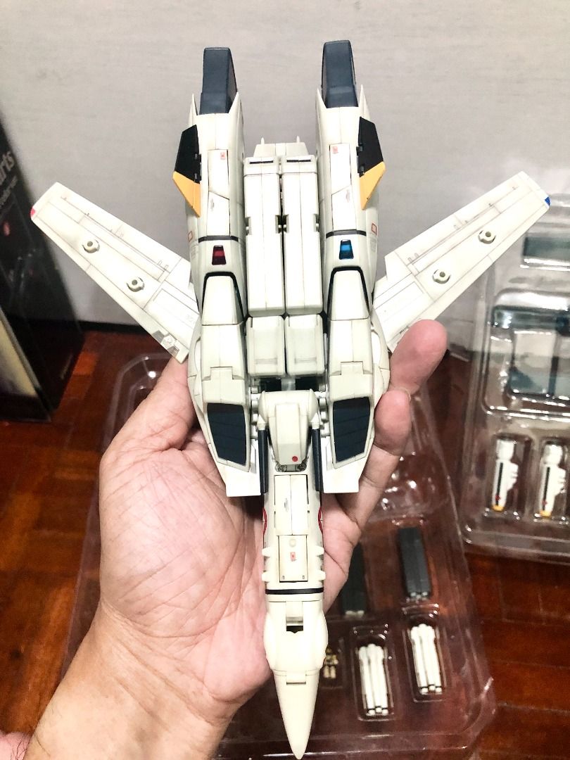 Figurine Macross VF-1S Roy Focker 1/48 Yamato - Transformation Parfaite, Occasion Proche Du Neuf
