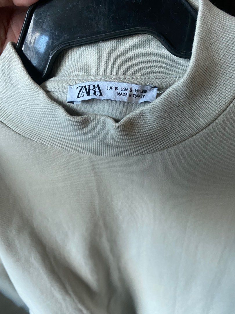 Zara High Neck Longsleeves (Category: Tshirts & Polo Shirts ) located in Manila. Submitted by keepitminimal (Listing ID 1238135314, Image 2). Description: Used twice.