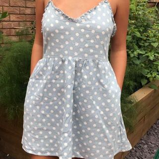 (Category: ) located in . Submitted by clothesandeverythingnice (Listing ID 1238079671, Image 1). Description: .
