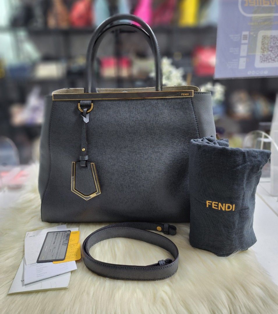 Used fendi handbags sale clearance